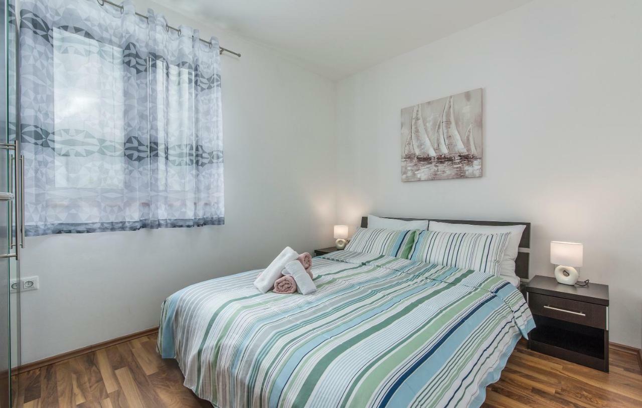 Kimi Apartment *