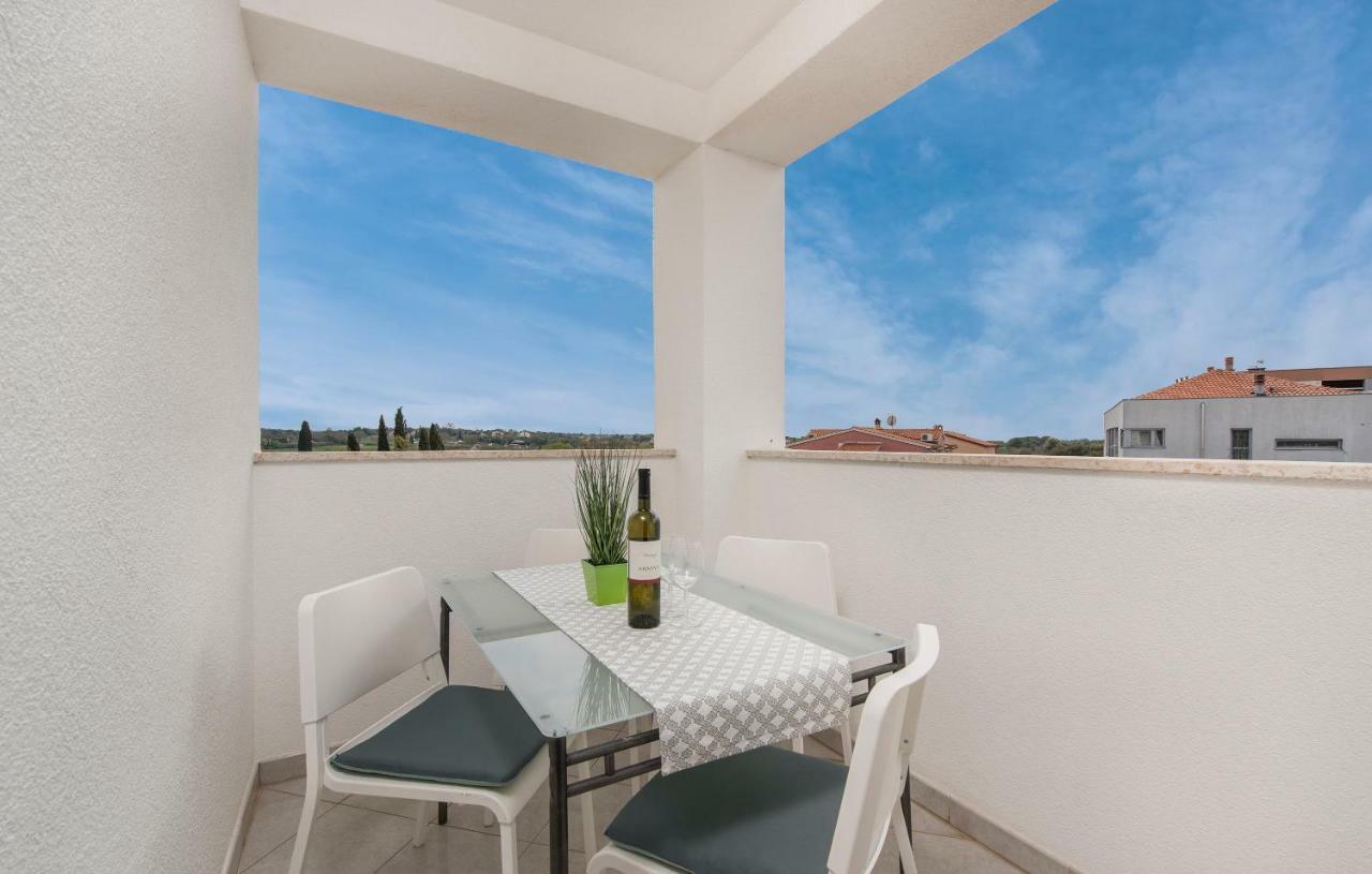 Kimi Apartment *
